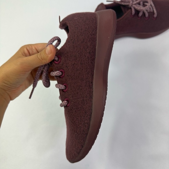 * Womens allbirds size 7 merino wool - Picture 1 of 4